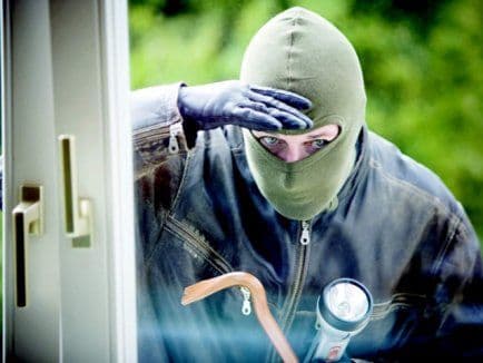 Avertismentul Poliţiei înainte de Paşte: "Atenţie la hoţi! Acţionează în echipă"