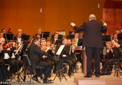 Filarmonica Botoșani concertează astăzi la Dorohoi