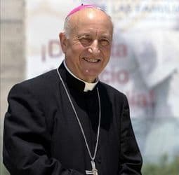 Un cardinal spaniol a decedat la slujba de beatificare a papei Ioan Paul al II-lea 