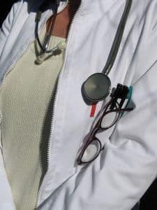 Medicii vor fi obligaţi să muncească şi în centrele de permanenţă, de la 1 iunie