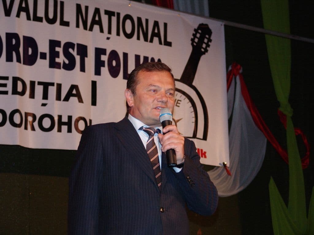 Primarul Dorin Alexandrescu a dat startul primei ediții a Festivalului Național „Nord-Est Folk”