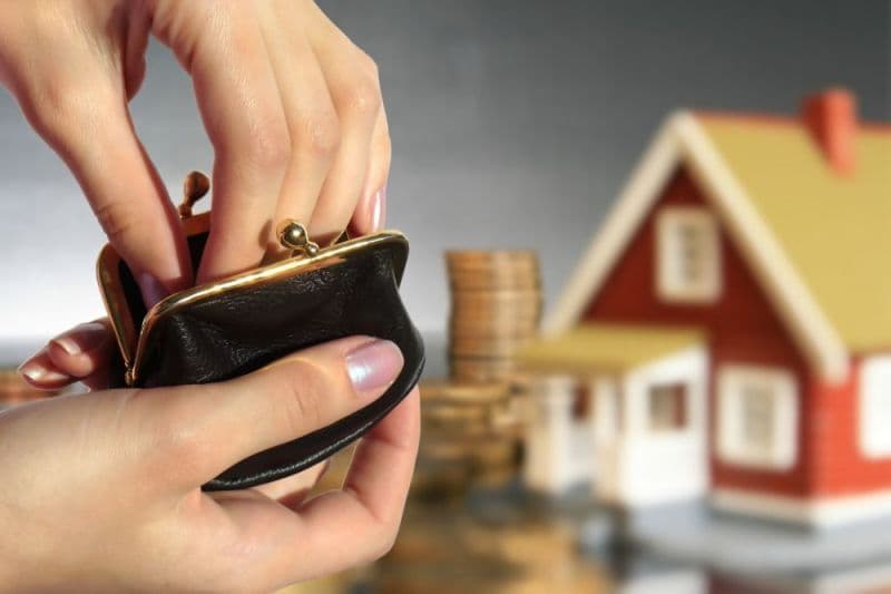 Românii nu se grăbesc să-şi asigure locuinţele