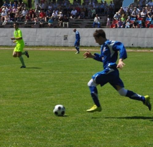 Joi 2 iunie pe Municipal : FCM Dorohoi – Rapid Ungureni