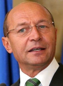 Proiectul pentru reîmpărţirea României va fi abandonat dacă UDMR refuză varianta preşedintelui