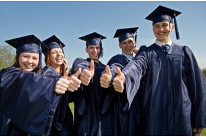 A apărut lista specializărilor acreditate de la Universitatea Spiru Haret