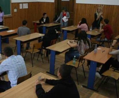 Pe urmele profesorilor care au permis copiatul la bac