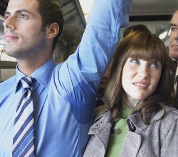 Cum poţi să înlături transpiraţia excesivă