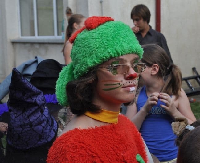Reprezentație a unei trupe de circ elvețiene pentru copiii de la „Sarepta”