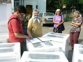 Mobilier şi electrocasnice pentru sinistraţii din Dorohoi şi Şendriceni
