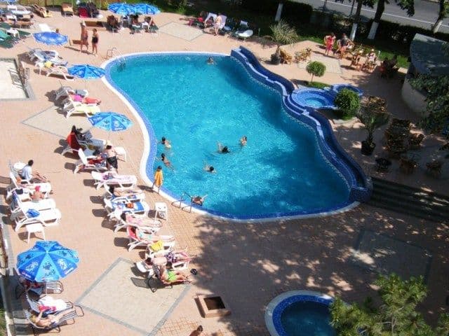 Atenţie la piscinele din Bulgaria, ar putea să vă ucidă