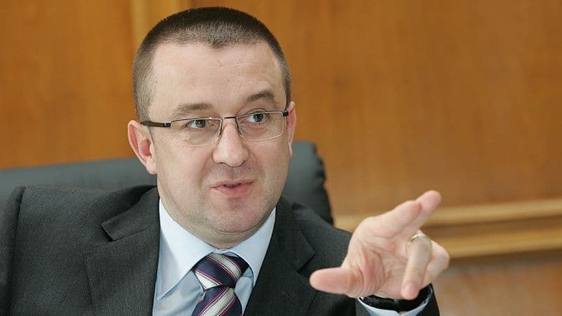 Angajaţii ANAF care au plecat în medical ca să nu fie daţi afară, riscă sesizare penală