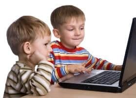 Preşcolarii au nevoie de educaţie privind siguranţa pe Internet