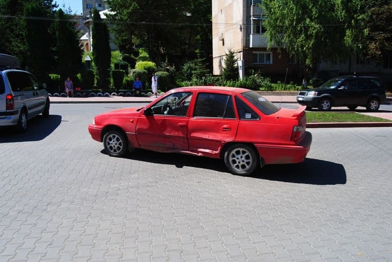 Inevitabilul s-a produs: Accident la intrarea în Plevna