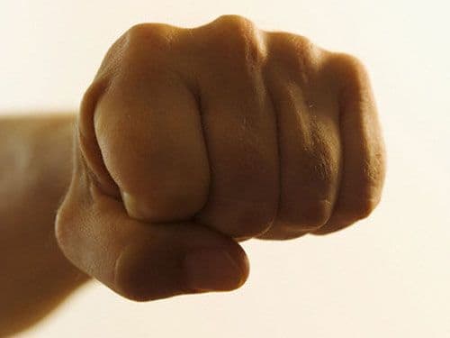 Consilierul acuzat de vătămare corporală îşi declară nevinovăţia