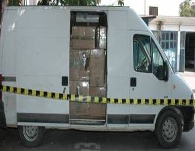 Record : Reținut pentru 62.500 pachete de ţigări  transportate ilegal