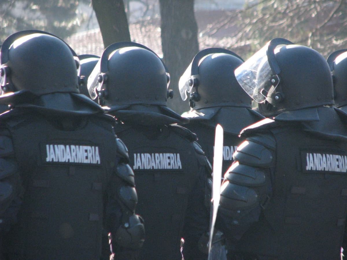 Jandarmii vor asigura ordinea publică la meciul FCM Dorohoi - CSM Rîmnicu Sărat