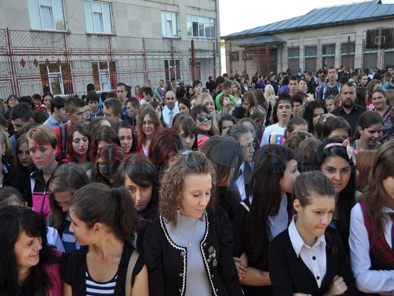 Liceele din Dorohoi au făcut primul pas în primirea cursanţilor VIDEO