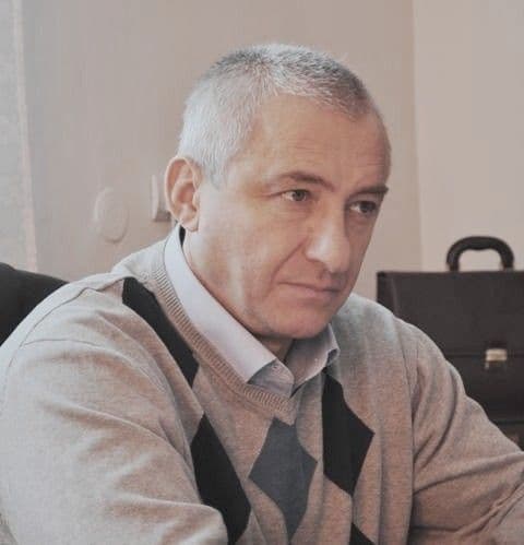 Sergiu Lungu Al. Vlahuță: “Dacă nu primim bani, iar facem viața grea elevilor“