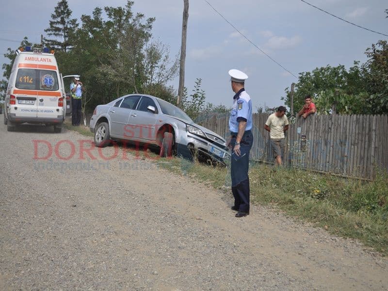 Tânără dorohoiancă implicată într-un accident la Cobâla VIDEO - FOTO