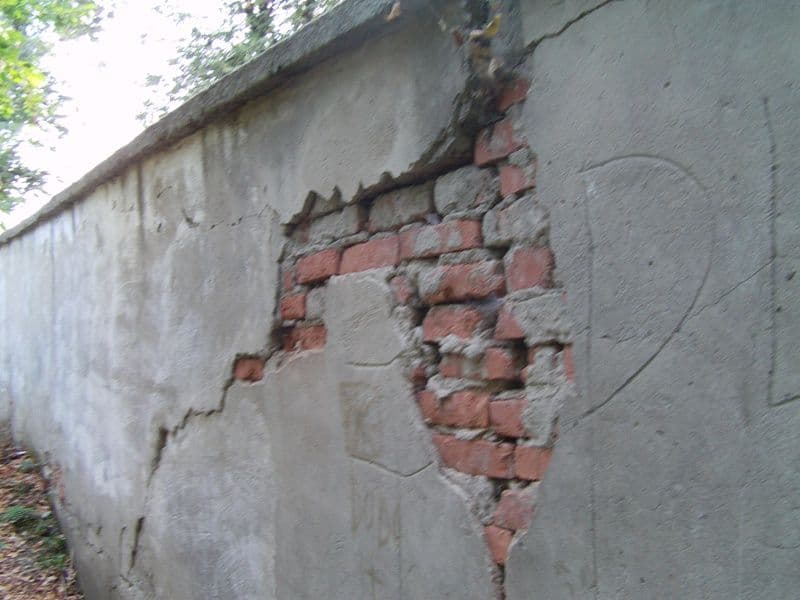 Secția de psihiatrie se poate prăbuși de la o zi la alta