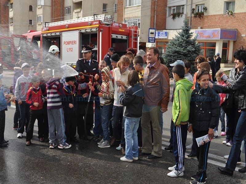 Dorohoi (VIDEO-FOTO): Acţiune de informare preventivă pentru elevi şi preşcolari 