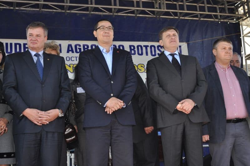 Liderii USL Victor Ponta și Crin Antonescu au vizitat duminică Staţiunea Popăuţi FOTO - VIDEO