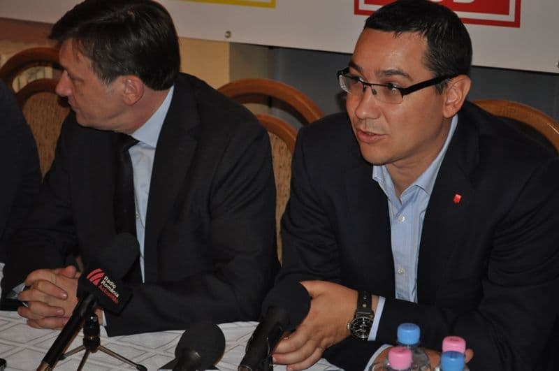 Tetrul Mihai Eminescu - Victor Ponta: Excluderea din PSD a consilierilor care votează cu PDL este certă - VIDEO