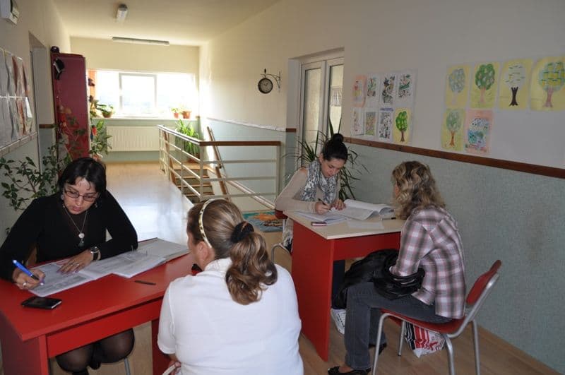 DAS Dorohoi: A început depunerea actelor pentru programul naţional de protecţie socială Bani de Liceu