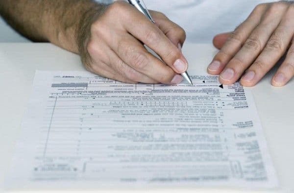 Recensământ 2011. Eşti ochelarist? Trebuie să o declari! La fel şi dacă primeşti bani de la rudele din străinătate