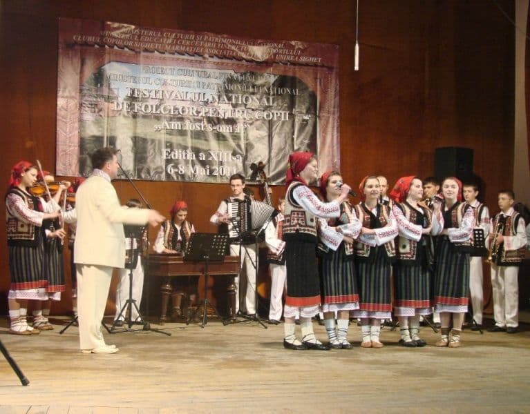 Ansamblul Mugurelul invitat la Târnauca