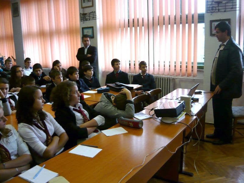 Școala Spiru Haret Dorohoi: Emoția întâlnirii cu Celălalt