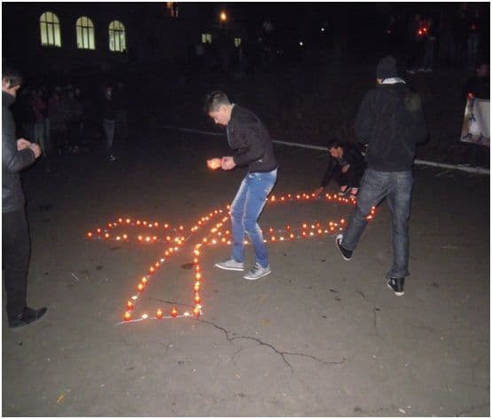 Ziua lumânărilor aprinse la Grupul Şcolar „Al. Vlahuţă”