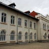 Paşi spre educaţia globală: Bacşişul- între cutumă şi dilemă etică
