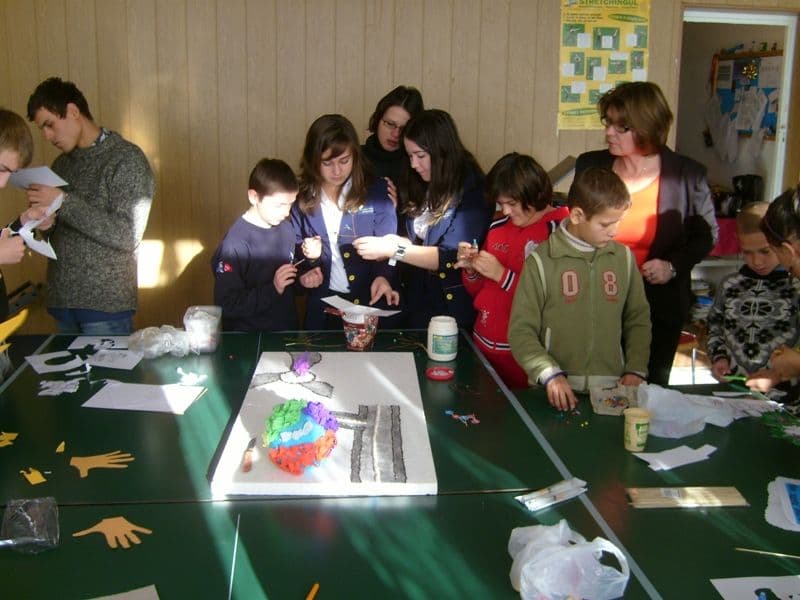 Atitudine pentru viaţă - Activitate desfăşurată la Şcoala de Arte şi Meserii Ion Pillat Dorohoi