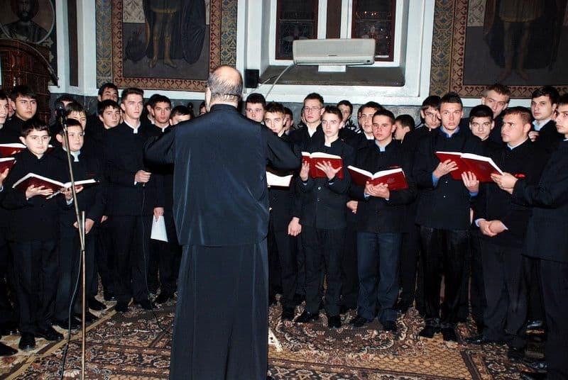 Concert tradițional de colinde la Catedrala „Adormirea Maicii Domnului” Dorohoi FOTO