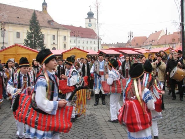 Botoșaniul prezent la a V-a ediție a Festivalului Naţional al Datinilor şi Obiceiurilor