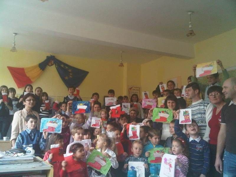 „Ciuboţica lui Moş Nicolae” Activitate practică desfăşurată în cadrul proiectului educaţional - ÎN CURÂND VOM FI ŞCOLARI