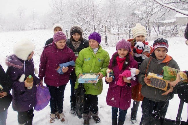 Șase familii din Darabani ajutate prin proiectul „Micul samaritean”