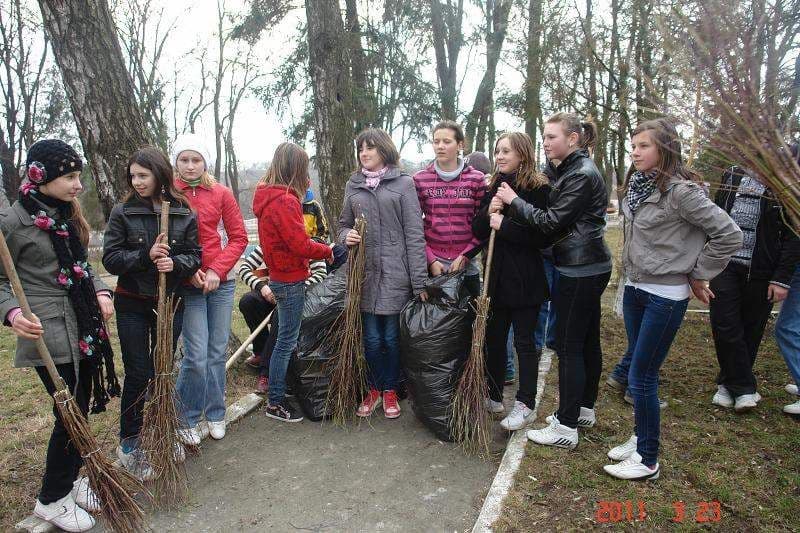 Luna curăţeniei de primăvară la Pomîrla (6)