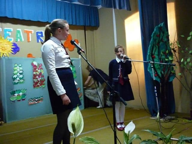 Dorohoi  Copiii în „Lumea teatrului” (11)