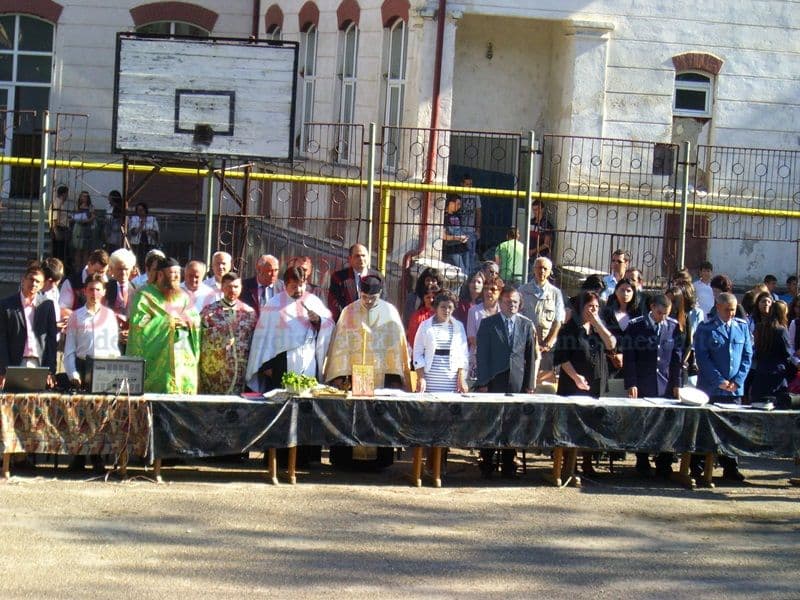 Colegiul National Grigore Ghica01