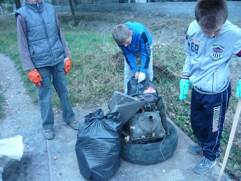 Ecologizare - Scoala nr.2 (8)