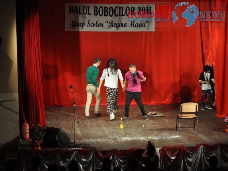 Balul Bobocilor Regina Maria_089