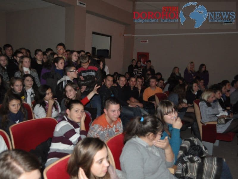 Balul Bobocilor Regina Maria_010