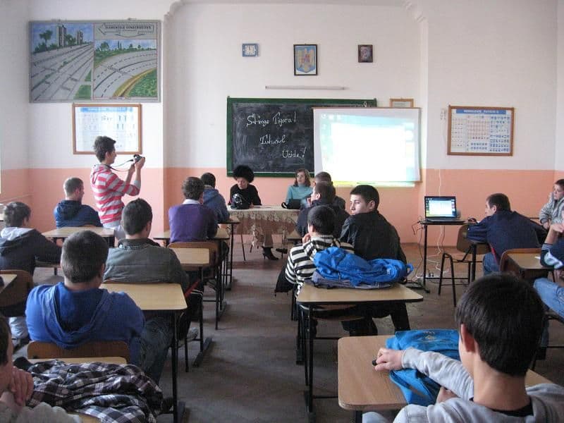 Grup Scolar Al. Vlahuta (7)