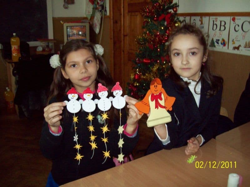 COPILĂRIA, O LUME DE BASM_Sc.Nr5 & SC.Nr4_Dorohoi_03