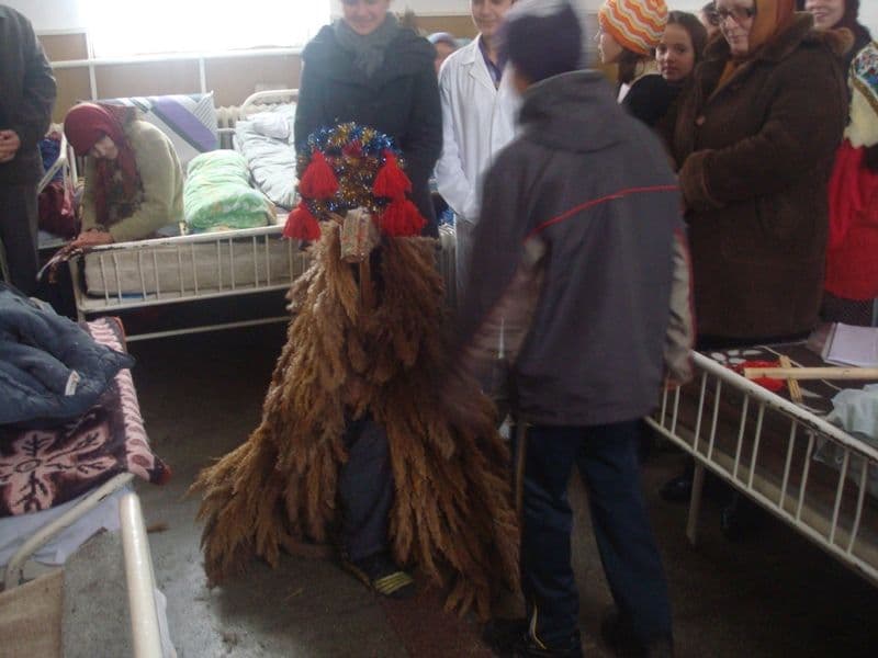 De la copii pentru bătrâni (4)