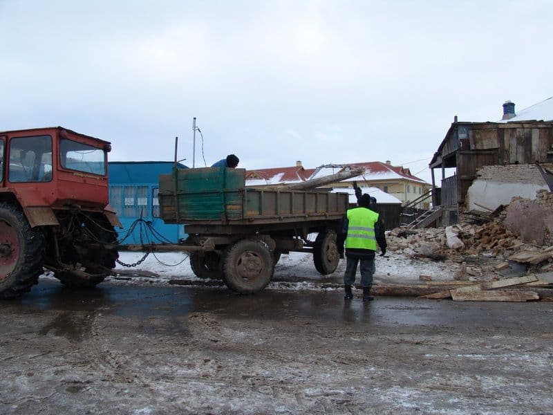 Etapa a doua a demolarii 007