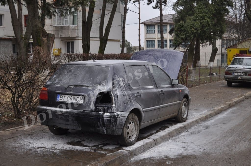 Incendiu auto Dorohoi (3)
