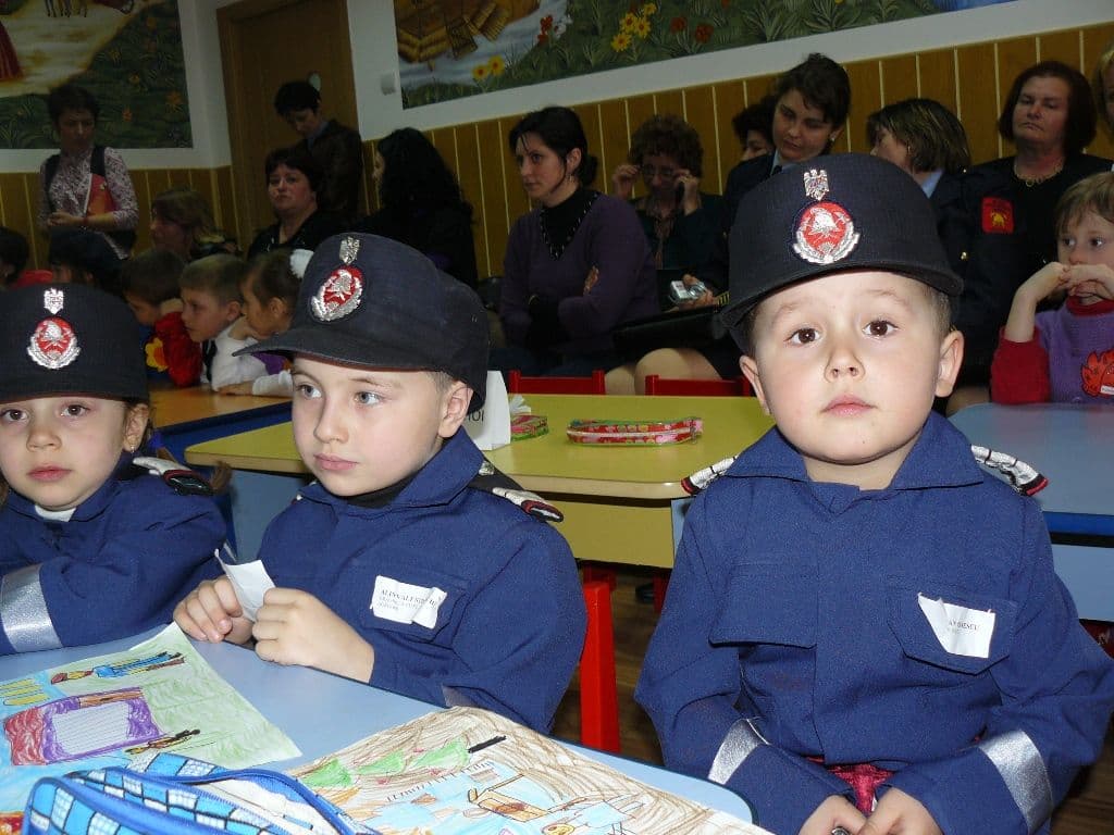 Micii Pompieri (8)